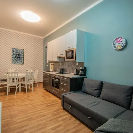 Ruzova By Ruterra Apartment *