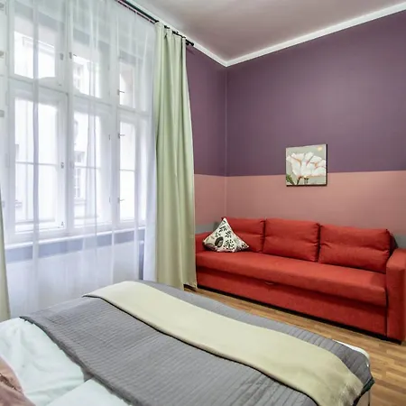 Ruzova By Ruterra Apartment